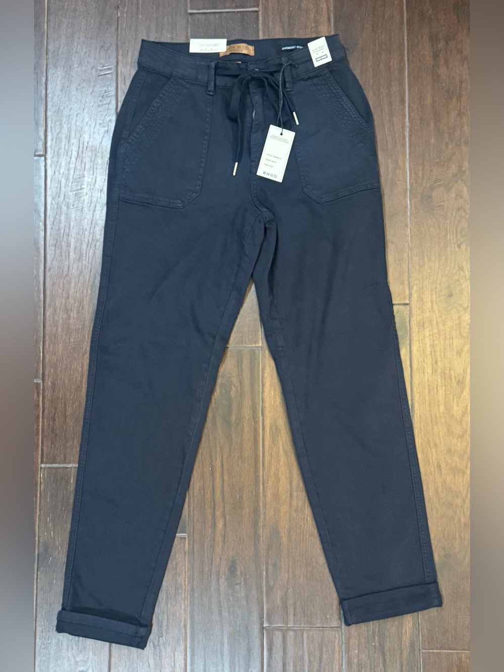 JUDY BLUE | KEEP IT A SECRET RELAXED PULL ON JEAN JOGGERS INAVY BLUE - Size 5/27